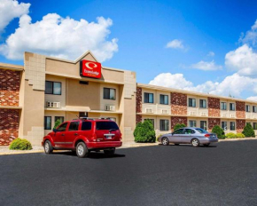 Отель Econo Lodge Inn & Suites Newton  Ньютон